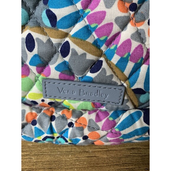 Vera Bradley Sling Backpack “Sunny Medallion" Essential Sling Gym School Work - Picture 4 of 9